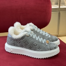 Louis Vuitton Sneakers